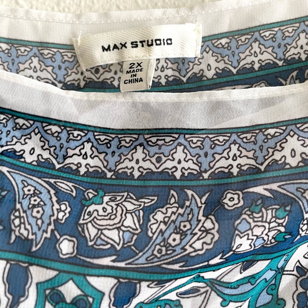 SOLD Max Studio Women’s Top Size 2X Plus Size - Picture 3 of 8